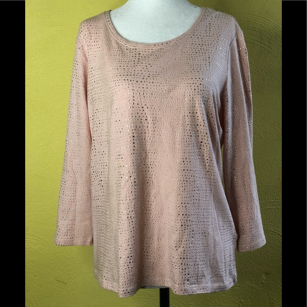 New Woman’s Chico’s Stylish Top